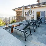 Rosina Con Piscina E Vista * غْرافيدونا
