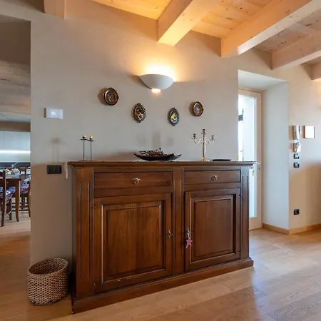 Rosina Con Piscina E Vista דירה