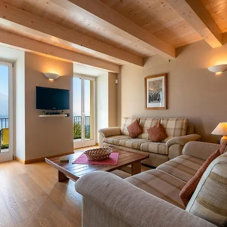 Rosina Con Piscina E Vista Apartman Gravedona